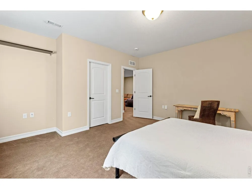 1806 Jules Lane Louisville, CO 80027
