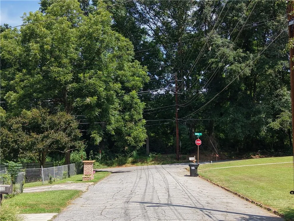 1923 Grove Avenue East Point, GA 30344