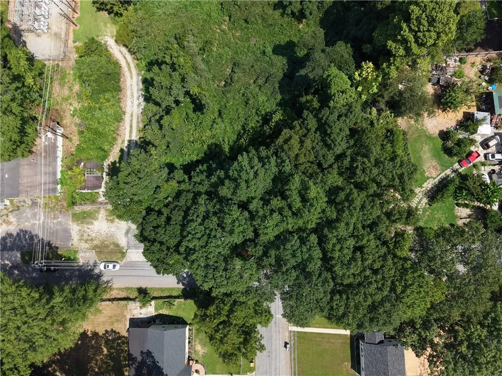1923 Grove Avenue East Point, GA 30344