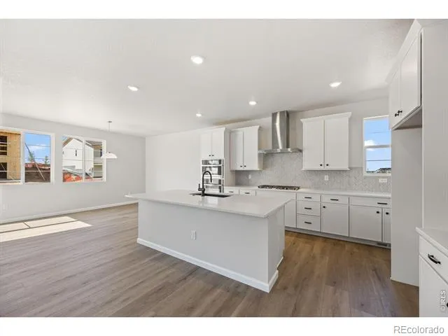 24376 E 35th Drive Aurora, CO 80019