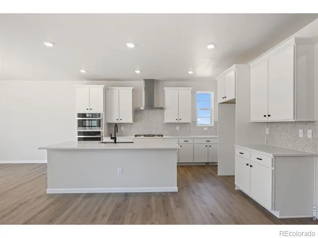 24376 E 35th Drive Aurora, CO 80019
