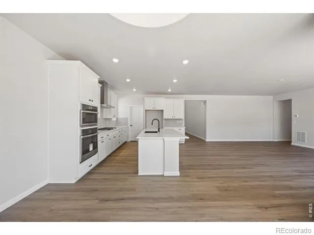 24376 E 35th Drive Aurora, CO 80019