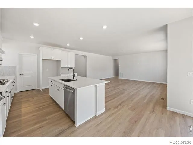 24376 E 35th Drive Aurora, CO 80019