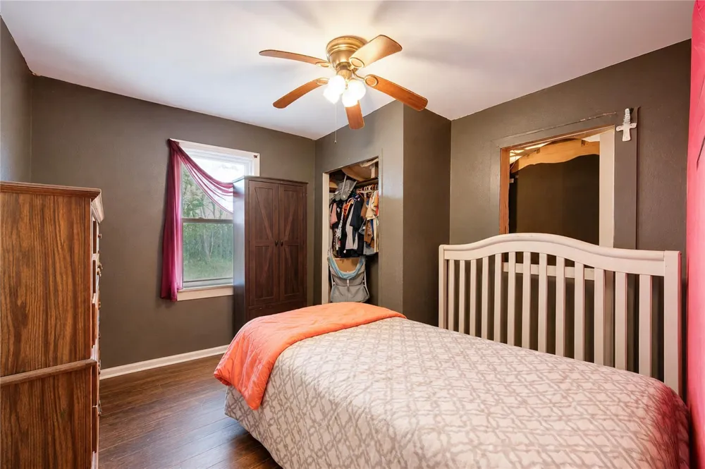 10802 County Road 203 Plantersville, TX 77363