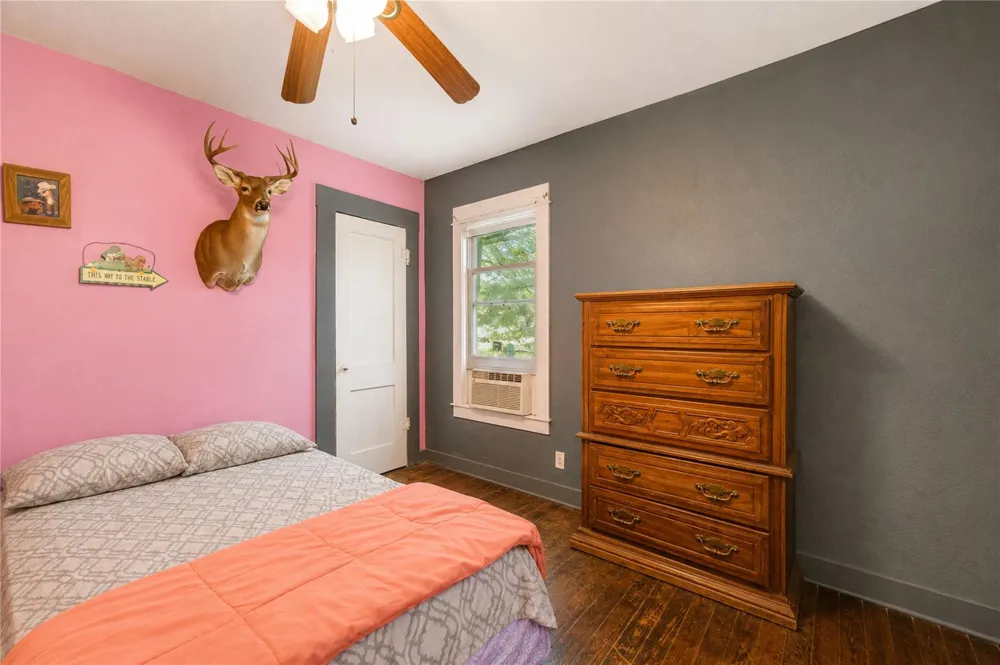10802 County Road 203 Plantersville, TX 77363