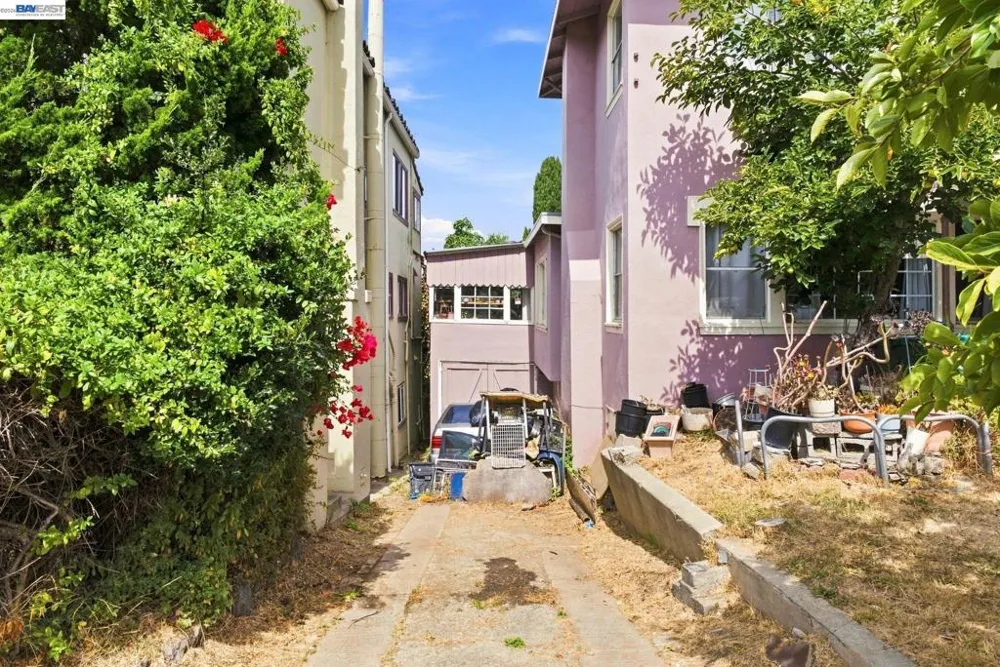 4621 Park Blvd Oakland, CA 94602