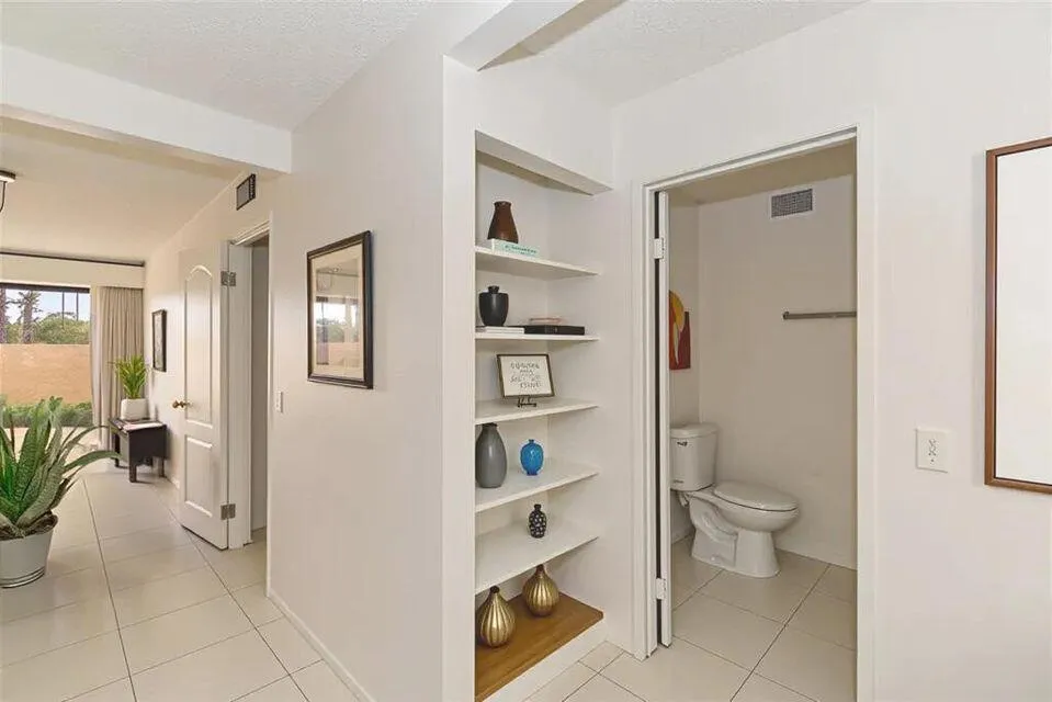 200 E Racquet Club Road #23 Palm Springs, CA 92262