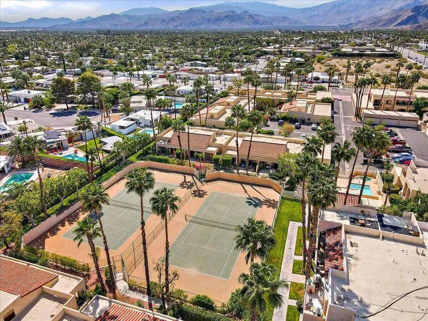 200 E Racquet Club Road #23 Palm Springs, CA 92262