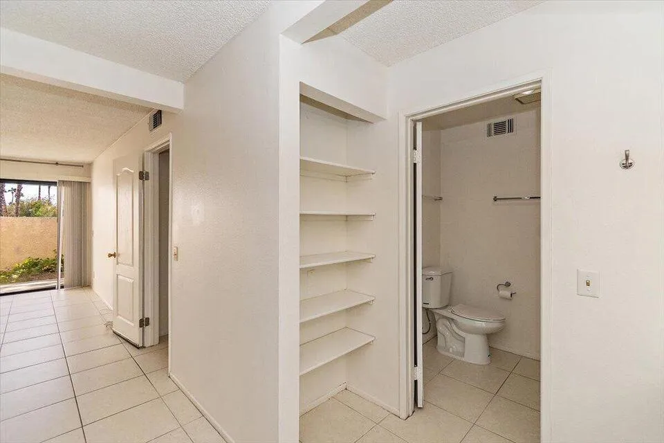 200 E Racquet Club Road #23 Palm Springs, CA 92262