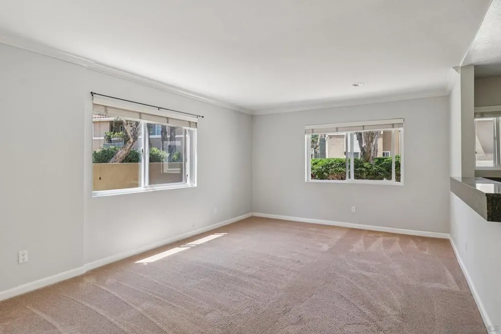 7565 Charmant Dr #505 San Diego, CA 92122