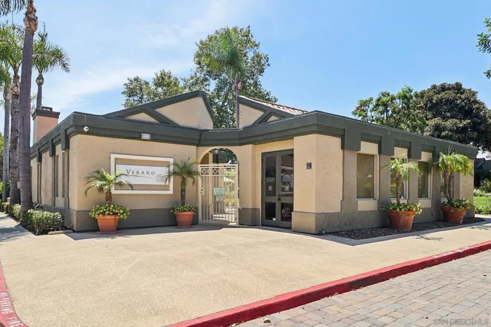 7565 Charmant Dr #505 San Diego, CA 92122