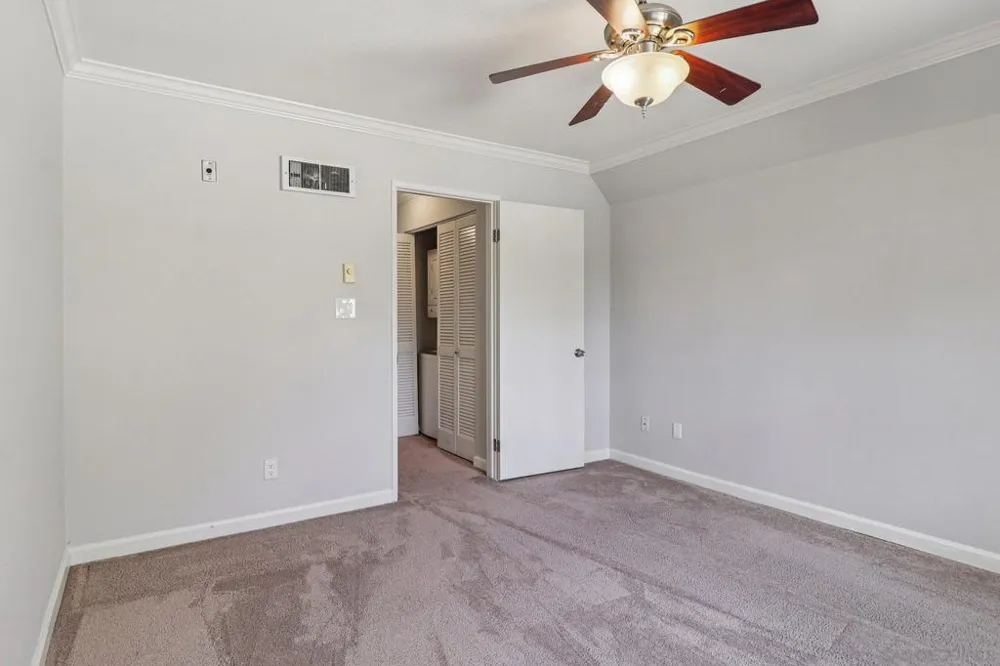7565 Charmant Dr #505 San Diego, CA 92122