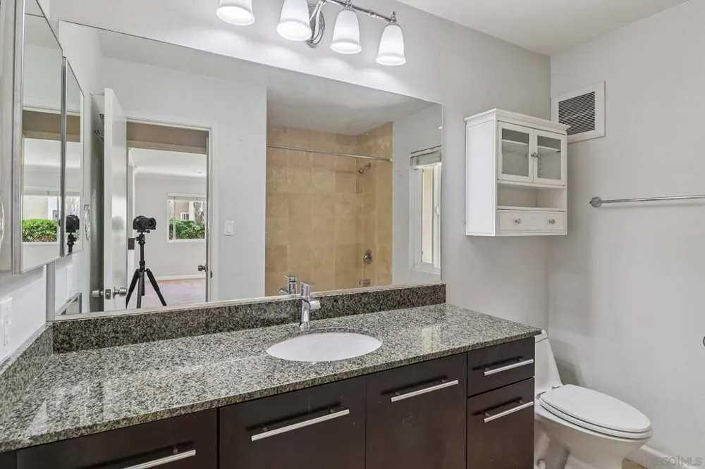 7565 Charmant Dr #505 San Diego, CA 92122