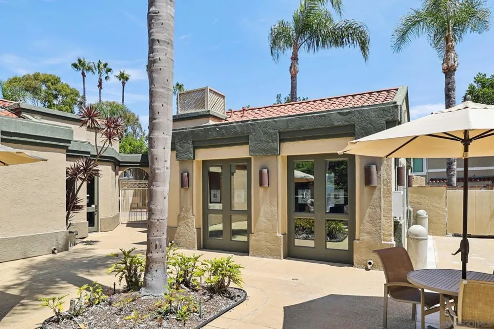 7565 Charmant Dr #505 San Diego, CA 92122