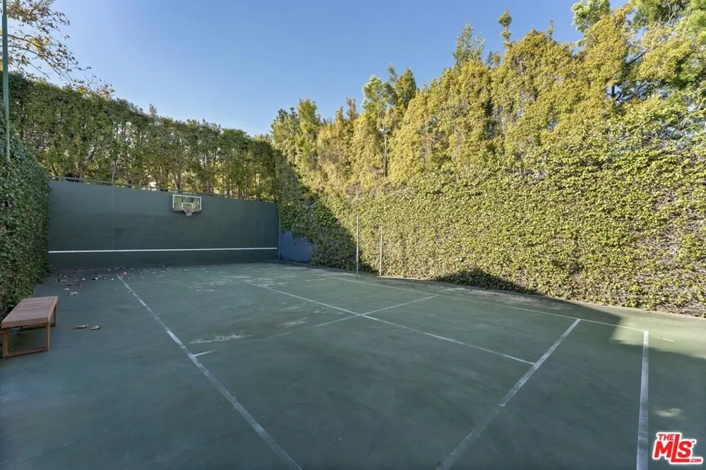 441 S Muirfield Road Los Angeles, CA 90020