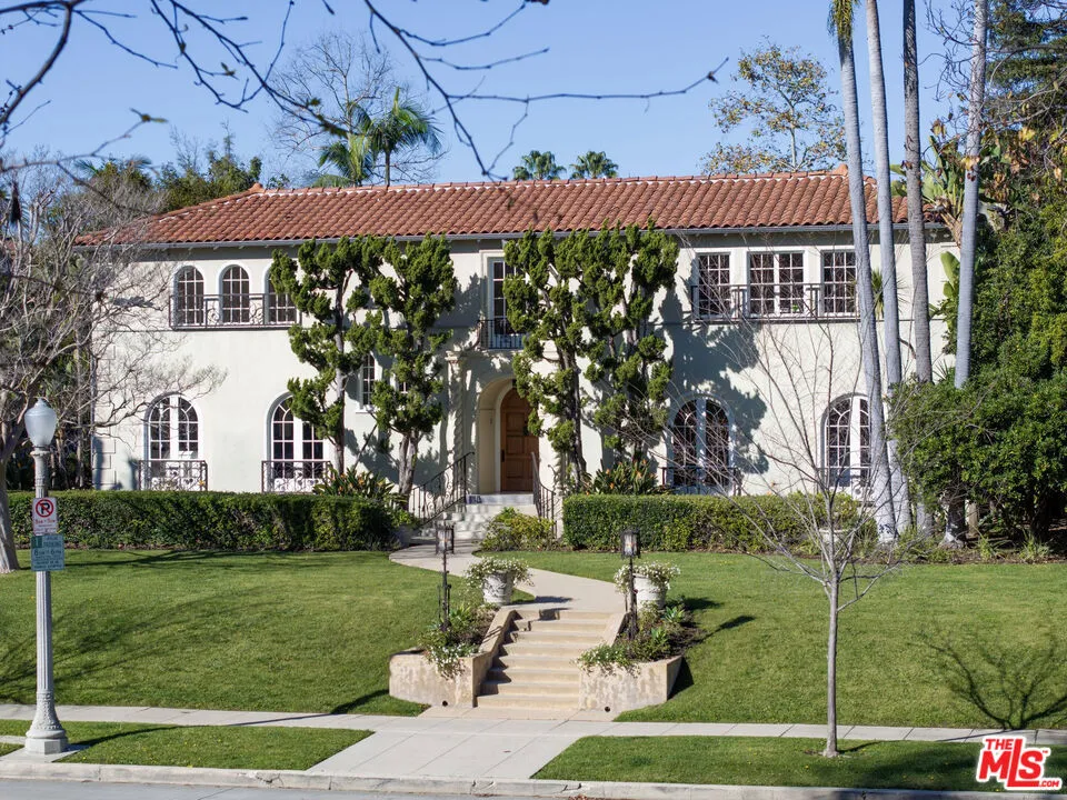 441 S Muirfield Road Los Angeles, CA 90020