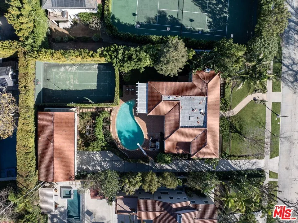 441 S Muirfield Road Los Angeles, CA 90020