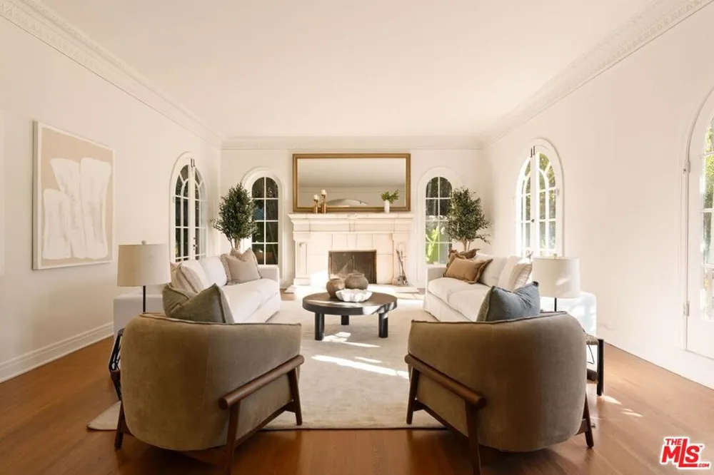 441 S Muirfield Road Los Angeles, CA 90020