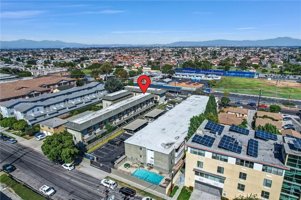 15404 Jackson Street #9 Midway City, CA 92655
