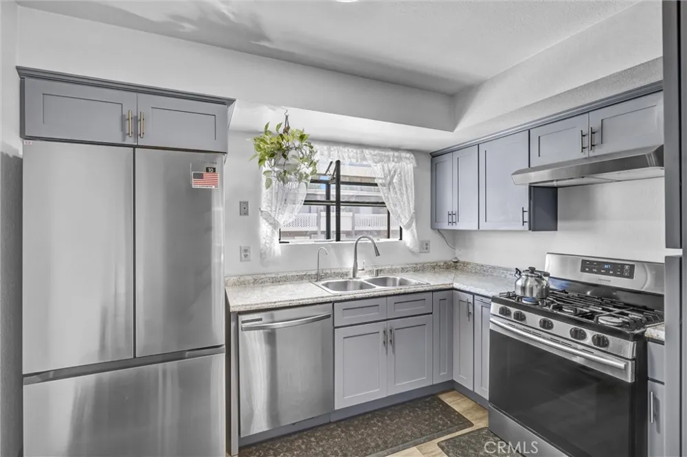 15404 Jackson Street #9 Midway City, CA 92655