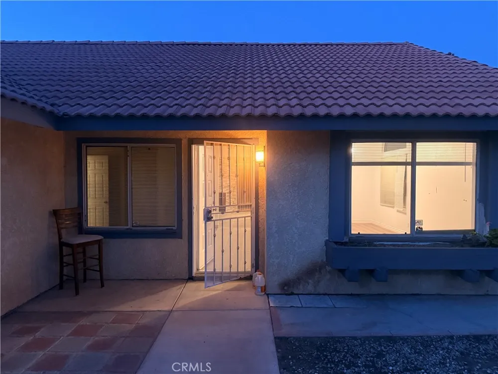 10452 Zinfandel Drive Adelanto, CA 92301