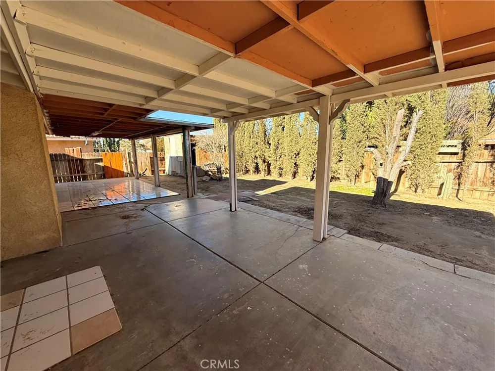 10452 Zinfandel Drive Adelanto, CA 92301