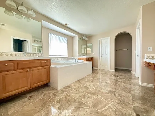 12553 Winery Rancho Cucamonga, CA 91739
