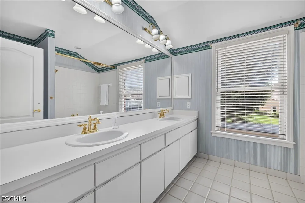 Winewood Court Fort Myers, FL 33919