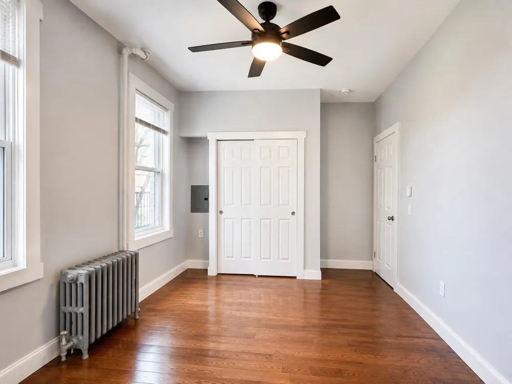 433 52ND ST West New York, NJ 07093