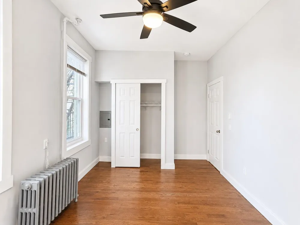 433 52ND ST West New York, NJ 07093
