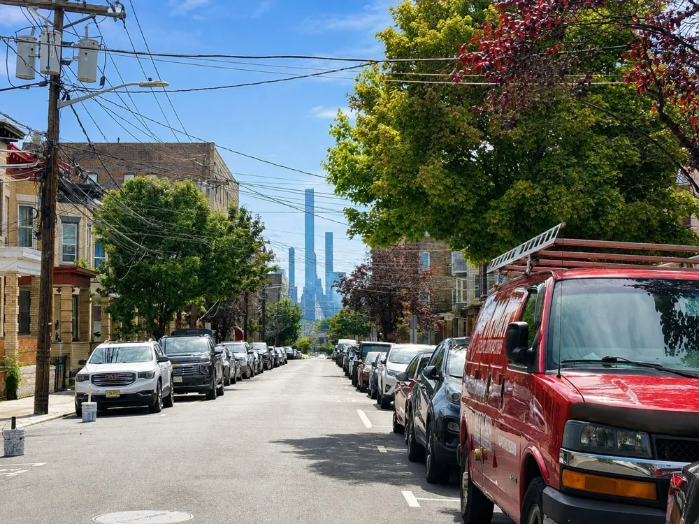 433 52ND ST West New York, NJ 07093
