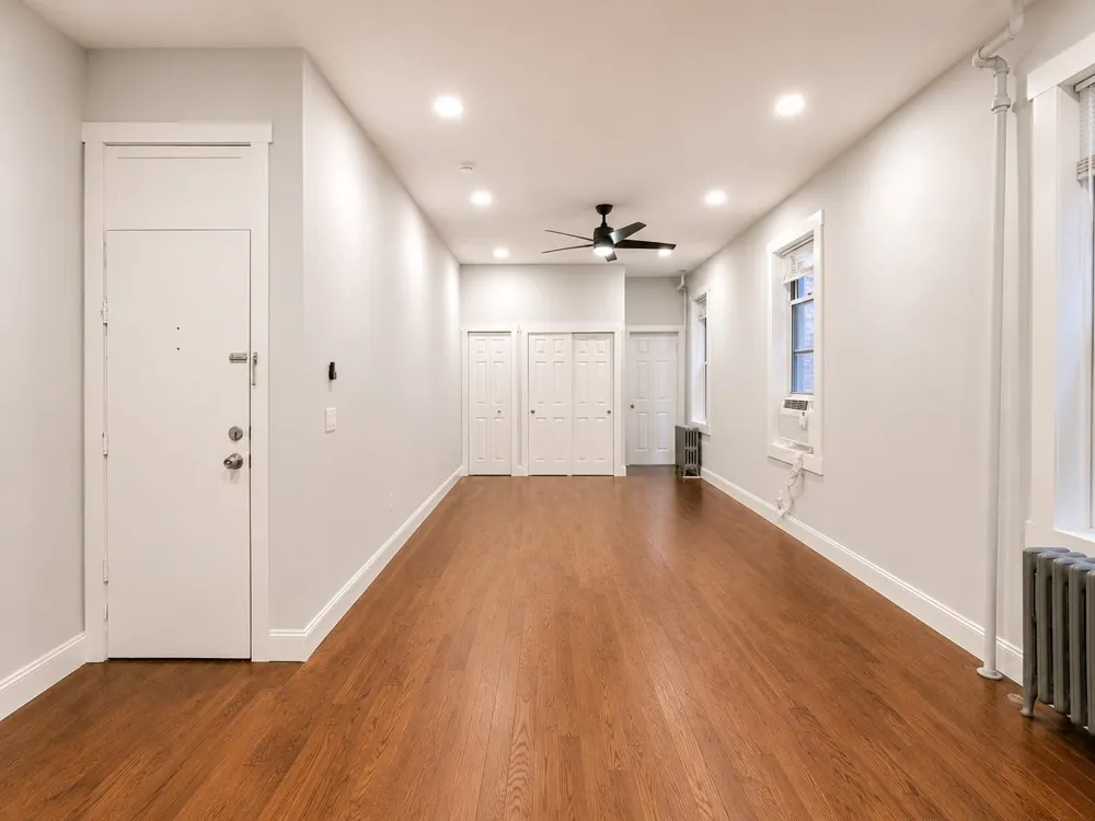 433 52ND ST West New York, NJ 07093