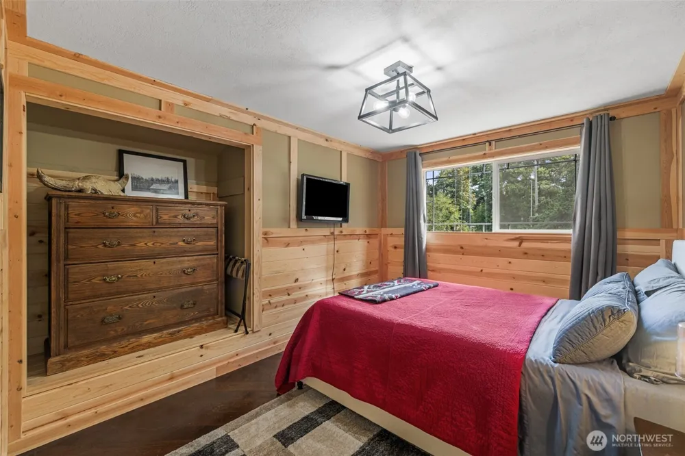 50 Mapleton Way Port Angeles, WA 98363