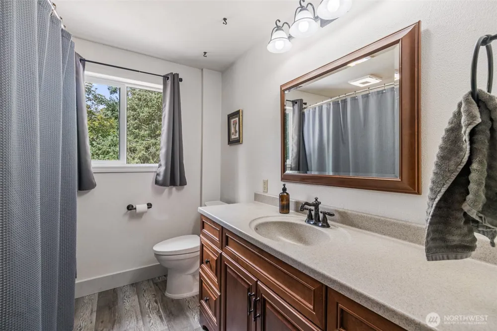 50 Mapleton Way Port Angeles, WA 98363