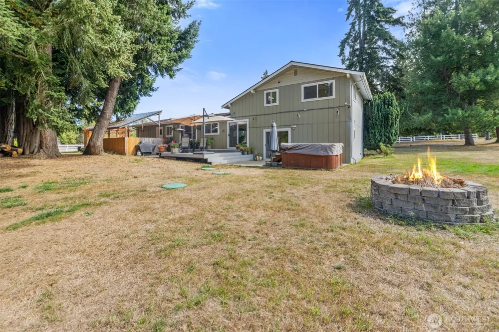 50 Mapleton Way Port Angeles, WA 98363