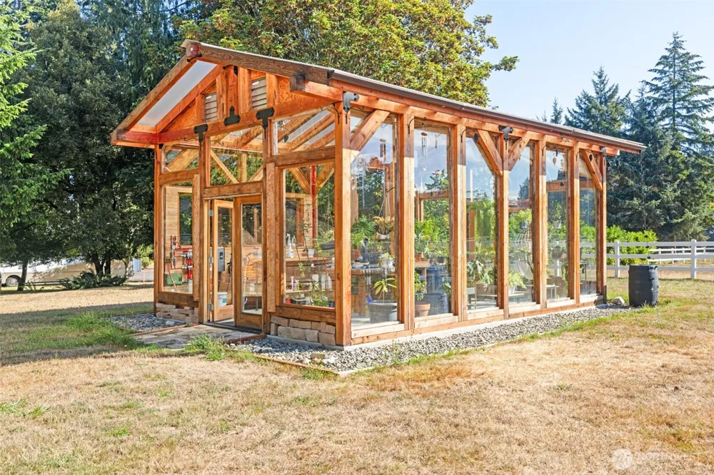 50 Mapleton Way Port Angeles, WA 98363