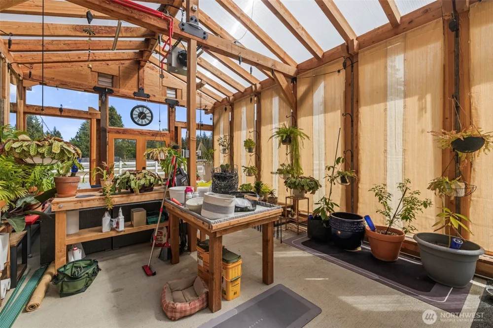 50 Mapleton Way Port Angeles, WA 98363