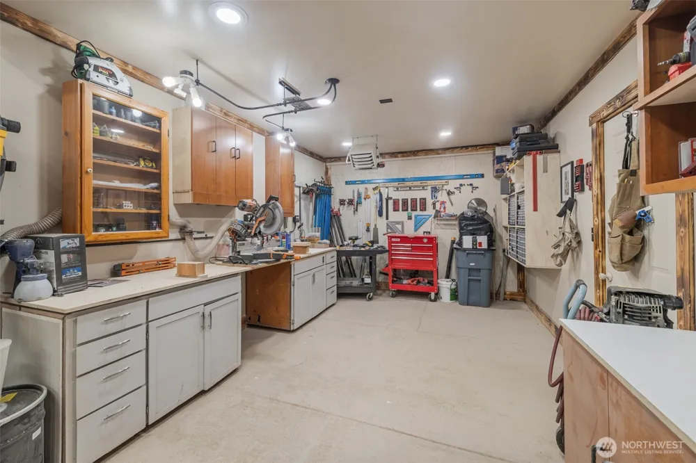 50 Mapleton Way Port Angeles, WA 98363