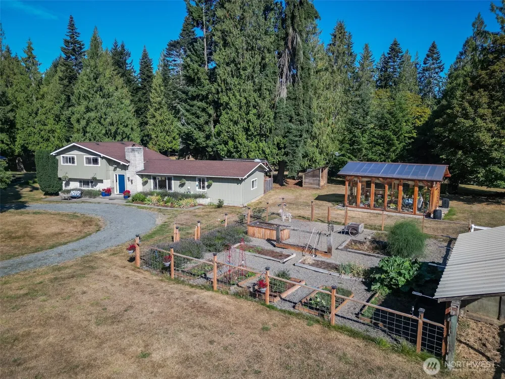 50 Mapleton Way Port Angeles, WA 98363