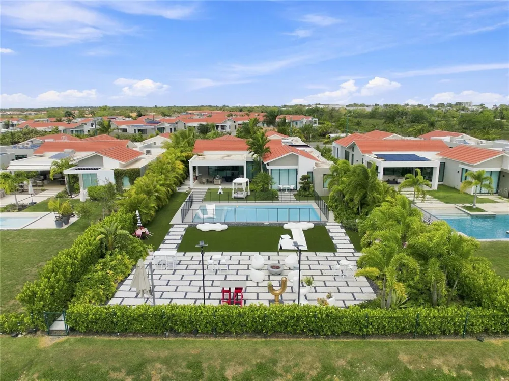 935 ISLA NORTE Dorado, PR 00646