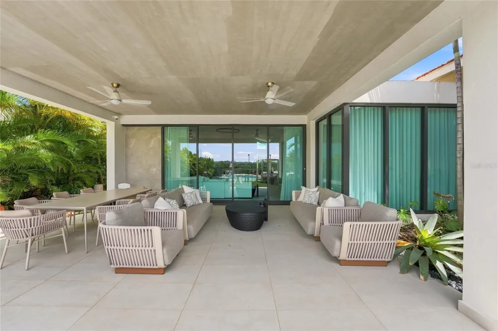 935 ISLA NORTE Dorado, PR 00646