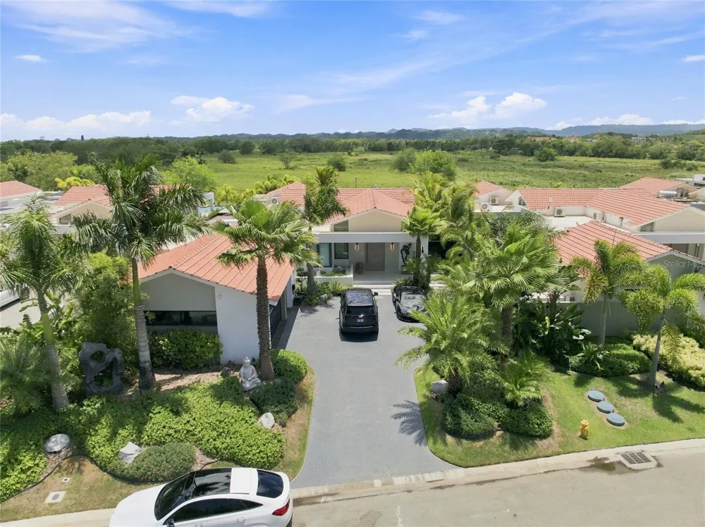 935 ISLA NORTE Dorado, PR 00646