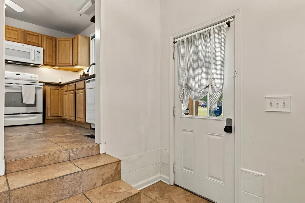 1914 Cypress Dr Murfreesboro, TN 37130