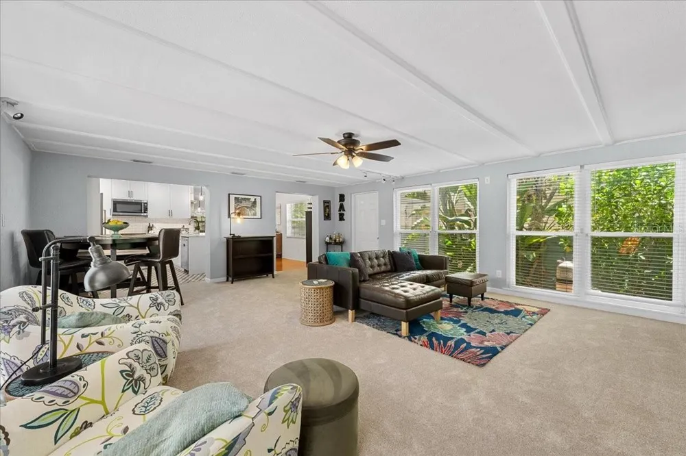 3528 FOSTER HILL DRIVE St Petersburg, FL 33704