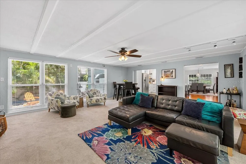 3528 FOSTER HILL DRIVE St Petersburg, FL 33704