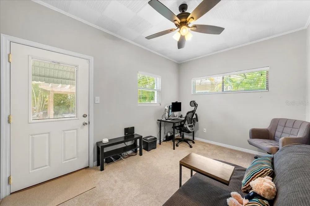 3528 FOSTER HILL DRIVE St Petersburg, FL 33704