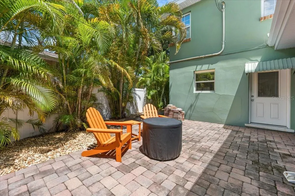 3528 FOSTER HILL DRIVE St Petersburg, FL 33704