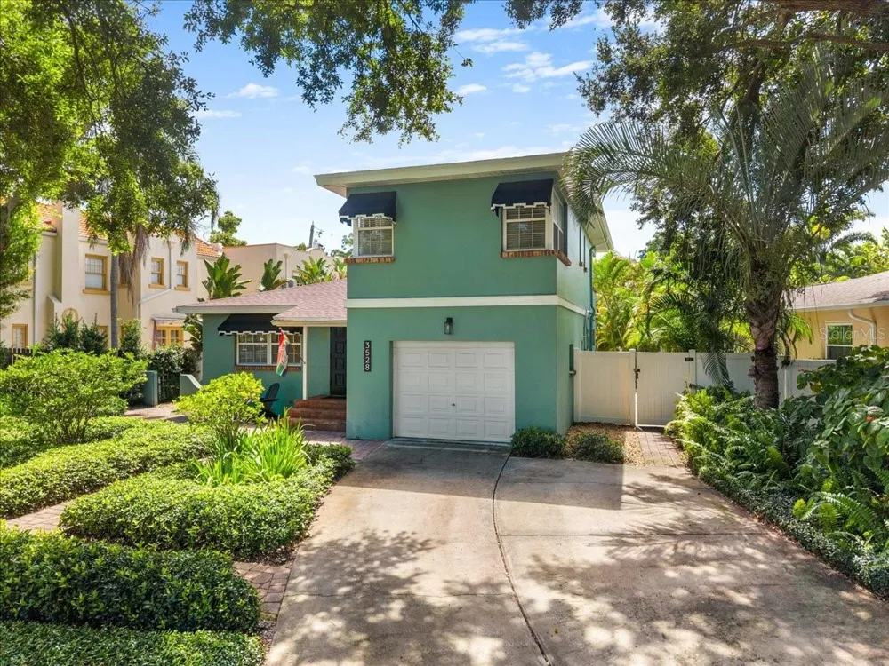 3528 FOSTER HILL DRIVE St Petersburg, FL 33704