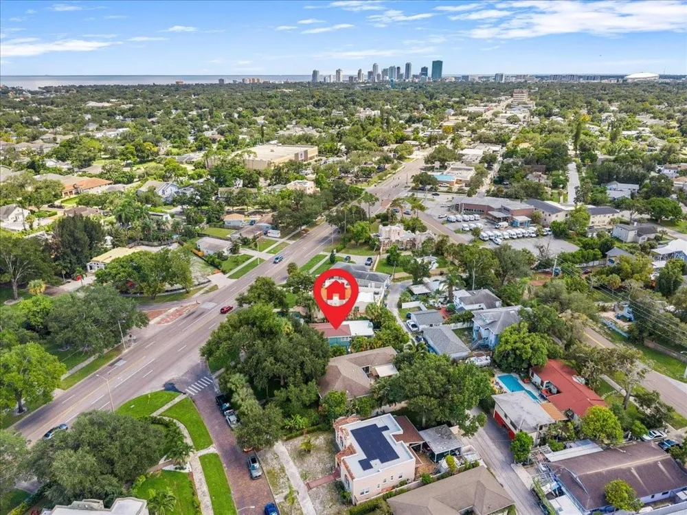 3528 FOSTER HILL DRIVE St Petersburg, FL 33704