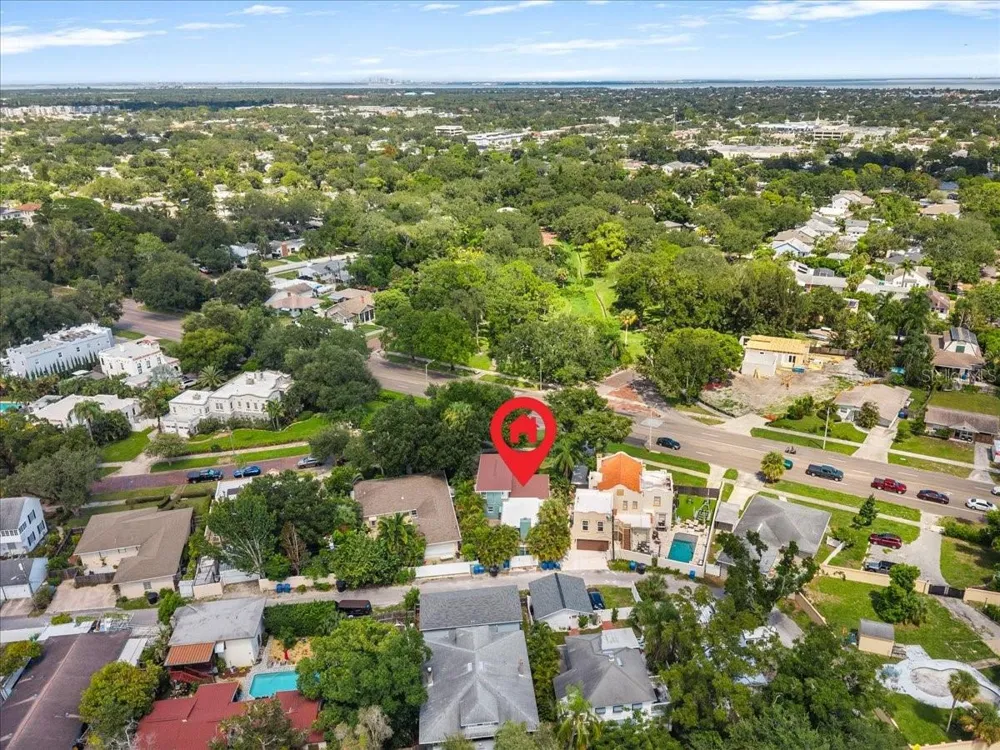 3528 FOSTER HILL DRIVE St Petersburg, FL 33704
